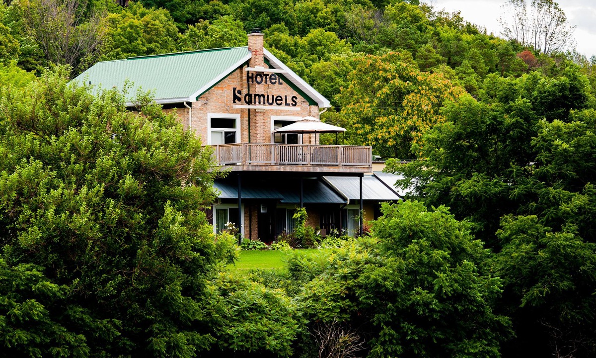 Ashfield-Colborne-Wawanosh Hotel | Samuel's Boutique Hotel