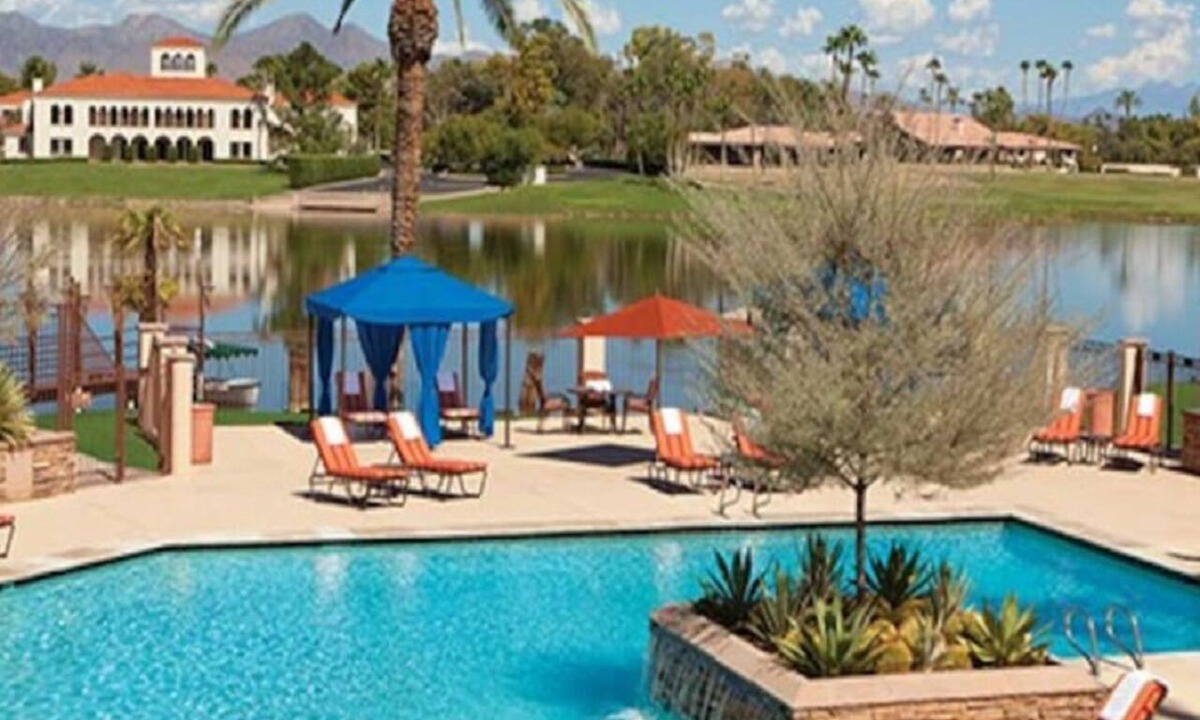 South Scottsdale Villa | ScottsdaleResortVillas by AmericanVacationLiving