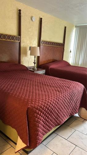 Historic Downtown Kissimmee Hotel | Sebastian Inn