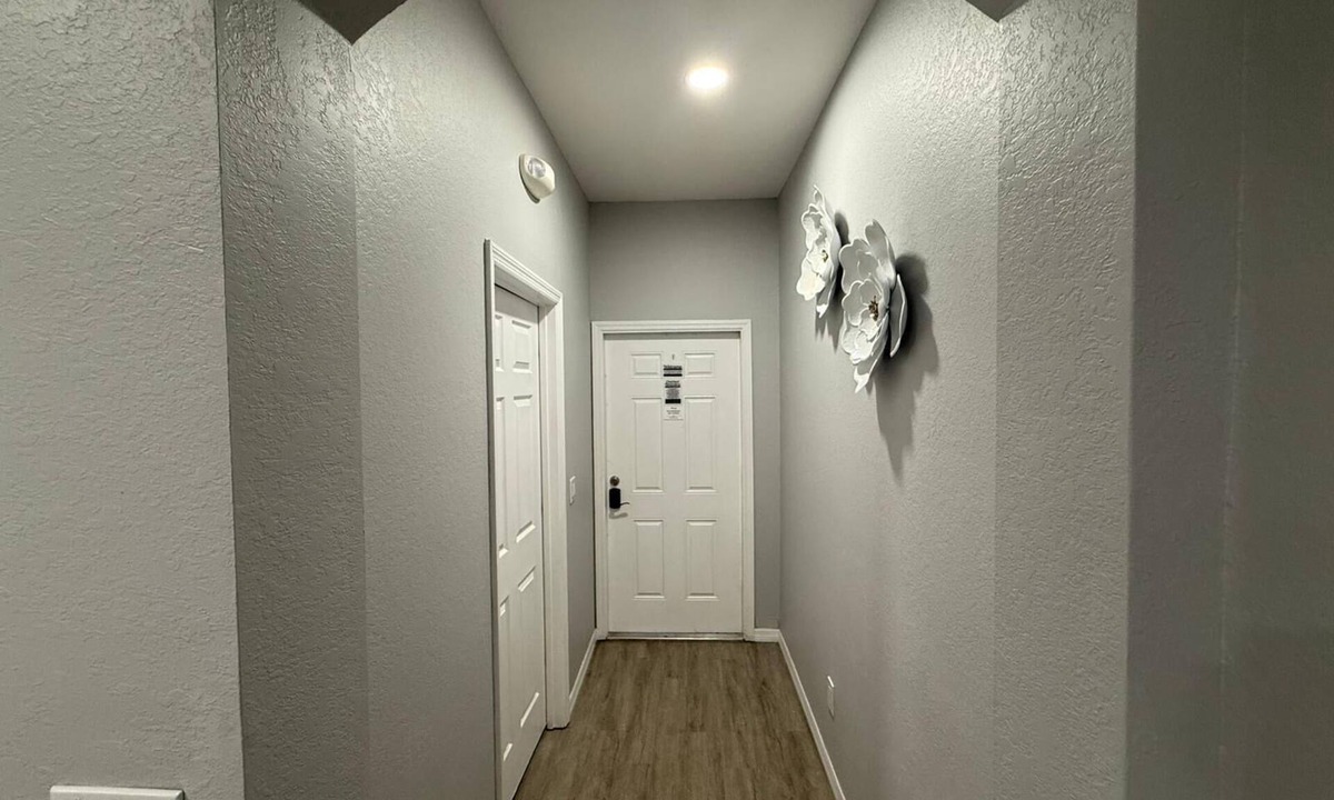 Wellington House | Serenity @ Regal PalmsnCharming 3bedroom townhome with fitness room in Davenport