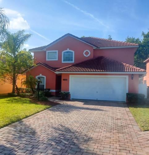 Lake Wilson Preserve Villa | Shaboo's Villa, Perfect Vacation Home, ALL THE FUN!