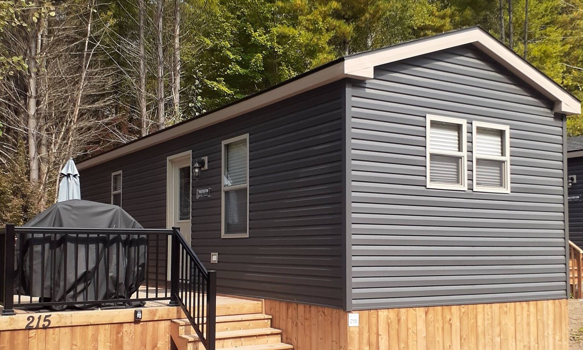 Washago House | Shamrock Bay Resort Cottage