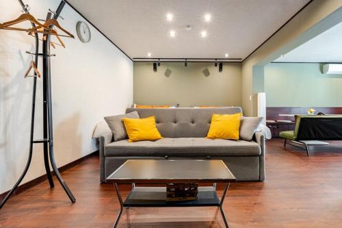 Higashi Apartment | Shibuya 10 min Walk Theater & Garden Stay Max 6ppl