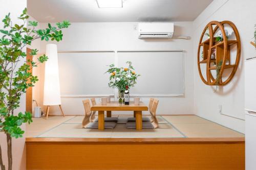 Shinagawa Apartment | Shinagawa area , detached house , 2LDK , 3-minute walk from Tachikawa station , in the shopping district ,4 semi-double beds