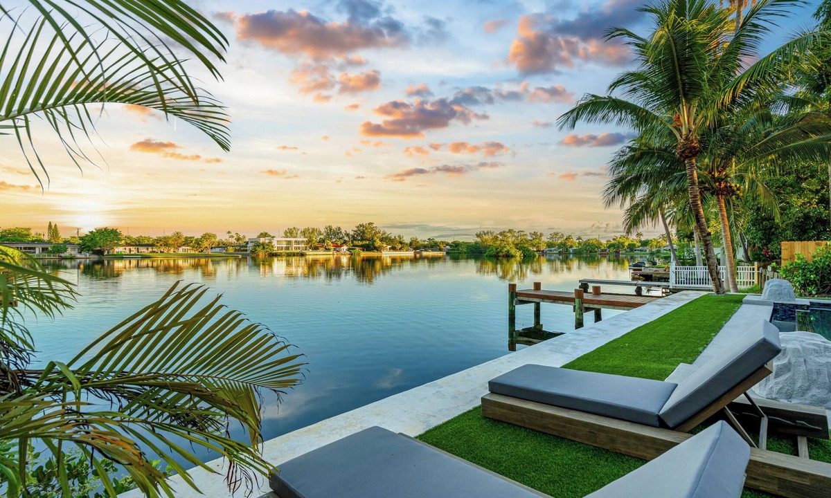 Ojus Villa | Signature Waterfront Villa by The Glamhomes