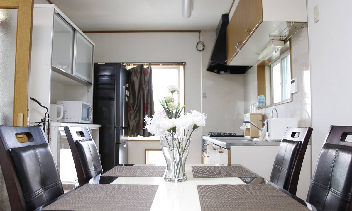 Nishi-Shinjuku House | Sinjyuku ・Family・Group・Rare Independence TOWNHOUSE