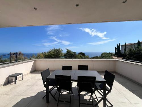 Solenzara Villa | SOLEIL ROUGE