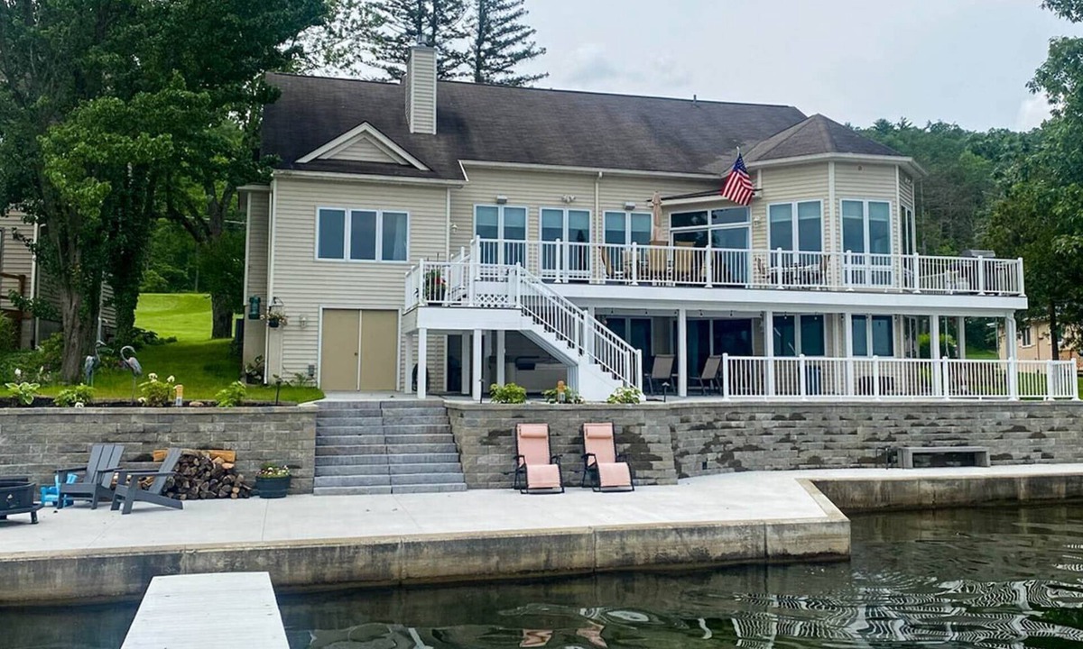 Honeoye House | Southwest Shores Chateau: Lakeside Family Getaway!