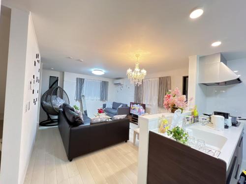 Honmachi Apartment | Spacious Cozy house in Shinjuku Free parking wifi