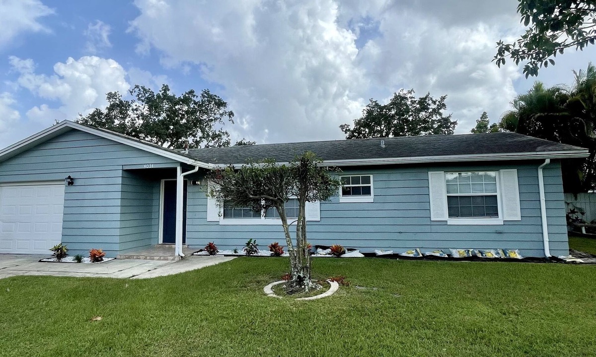 Oak Ridge House | Spacious Home Away Relax Hot Tub!