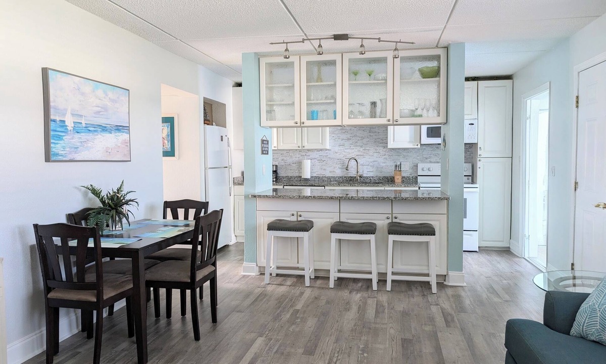 Port Canaveral Condo | Spacious Renovated Condo - 1 block from the beach!