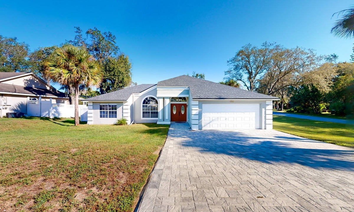 Bridgewater Crossing House | Spectacular home with pool, grill, & full kitchen - dog-friendly