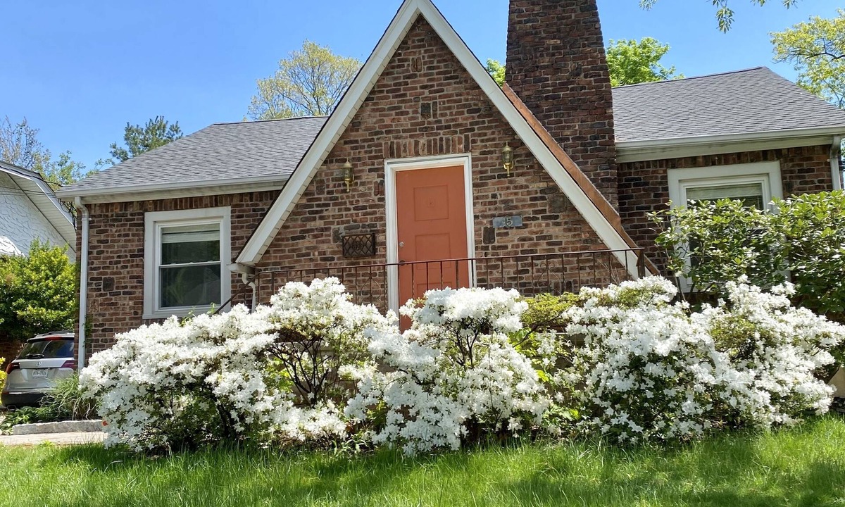 Nyack House | Stay in Nyack, walking distance from village center