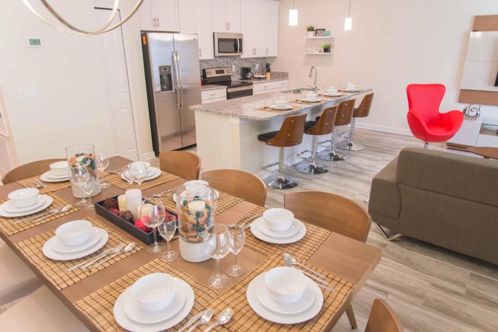 Kissimmee House | Storey Lake Resort, Private Pool, Near Famous Attractions!!