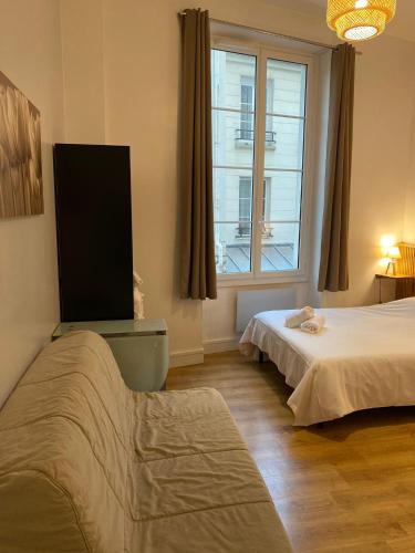 Bonne-Nouvelle Apartment | Studio Bonne Nouvelle