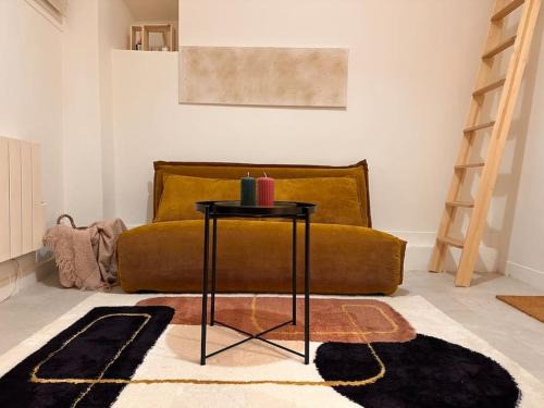 Issy-les-Moulineaux Apartment | Studio charmant proche Paris