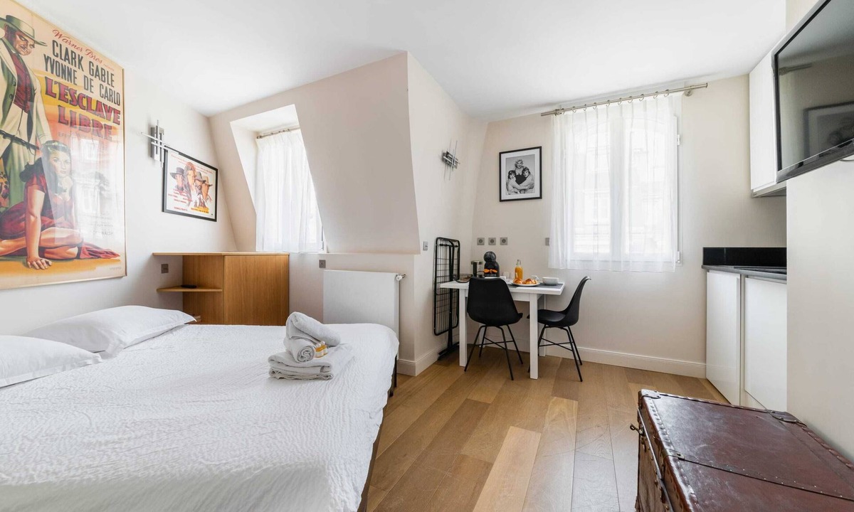 Quartier de la Plaine-de-Monceaux Apartment | Studio refait a neuf metro pereire paris 17 - 2P