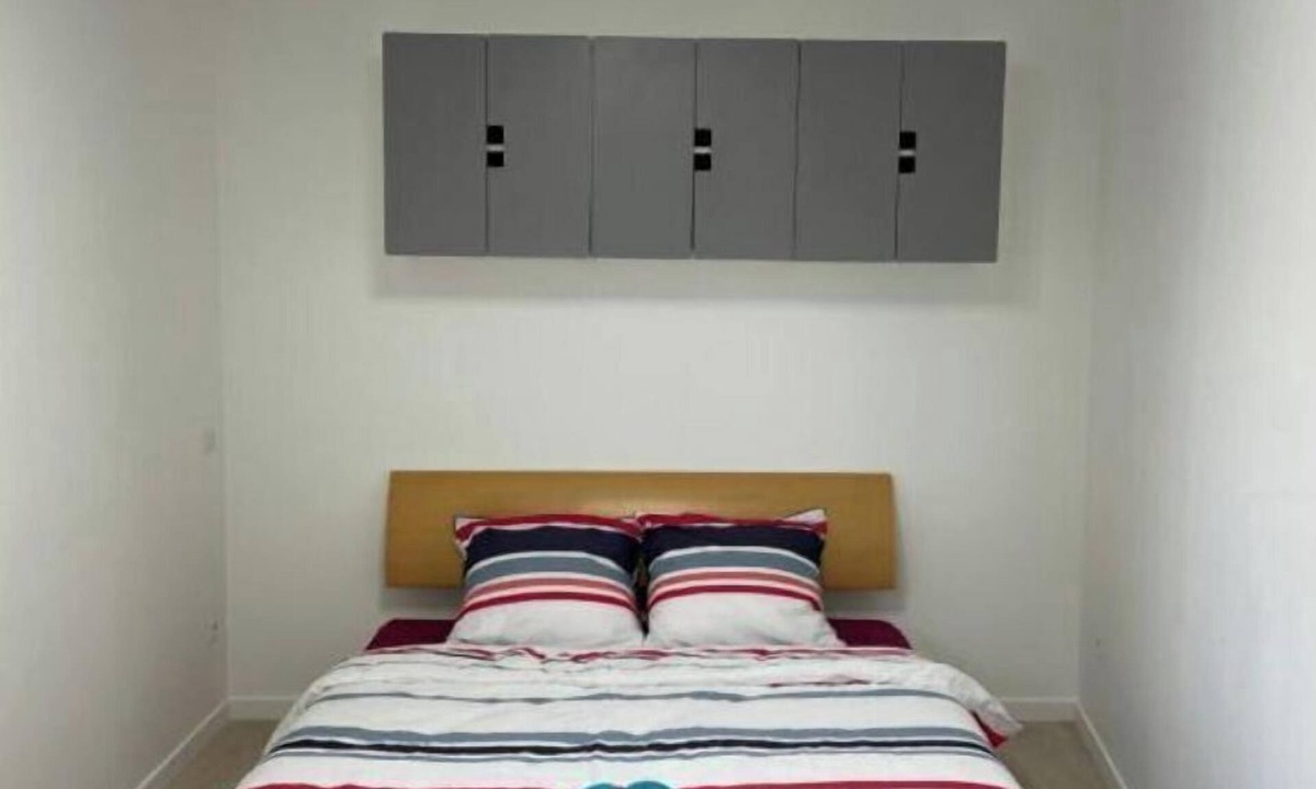 Joinville-le-Pont House | Studio with patio