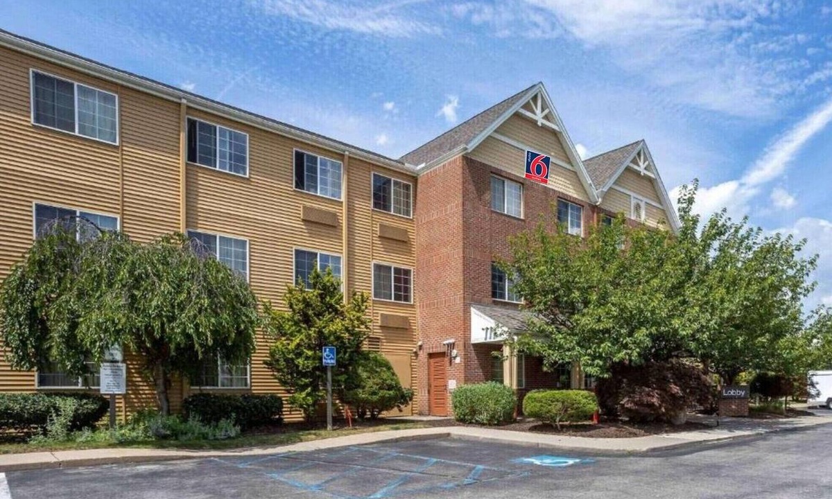 Fishkill Apartment | Studio6 Fishkill 2 Full Beds, Mobil Tub, Nsmk Kitchen