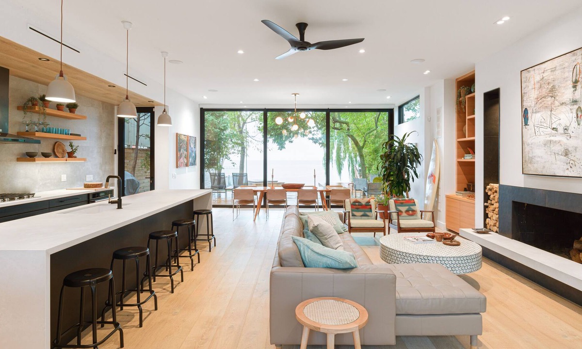 New Toronto House | Stunning Modern Waterfront home, 10 minutes from Downtown Toronto.