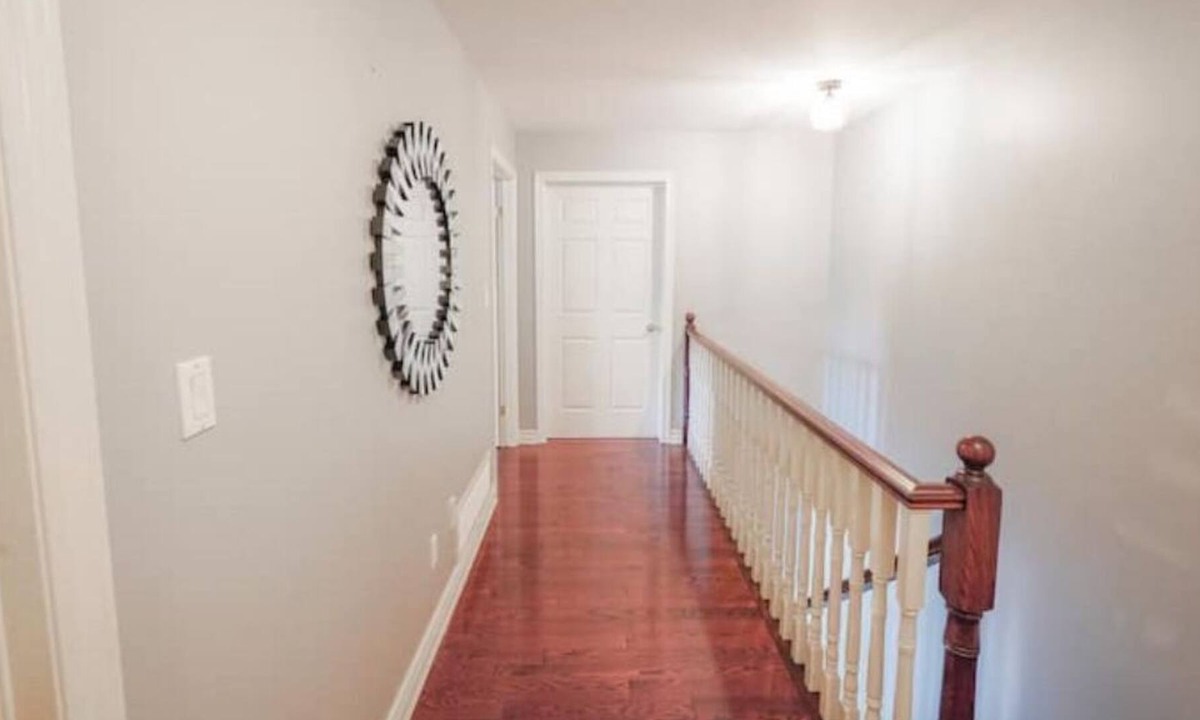 Brampton House | Stunning Tranquility~ Spa~ Billiard~ Lake Simcoe