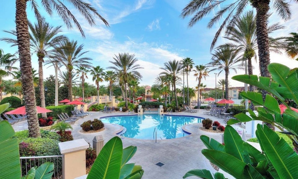 Regal Palms House | Sunny Park Paradise close to Disney. At the Regal Palms.