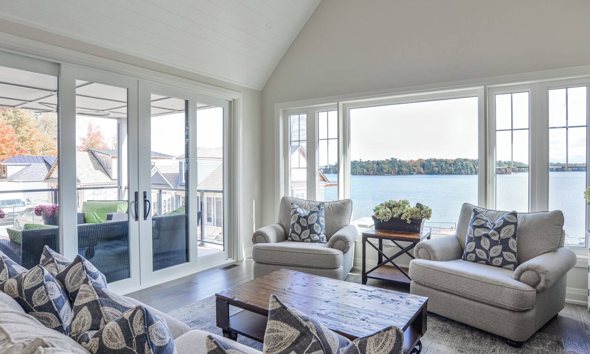 Minett House | Sunnyside Cottage (#29)