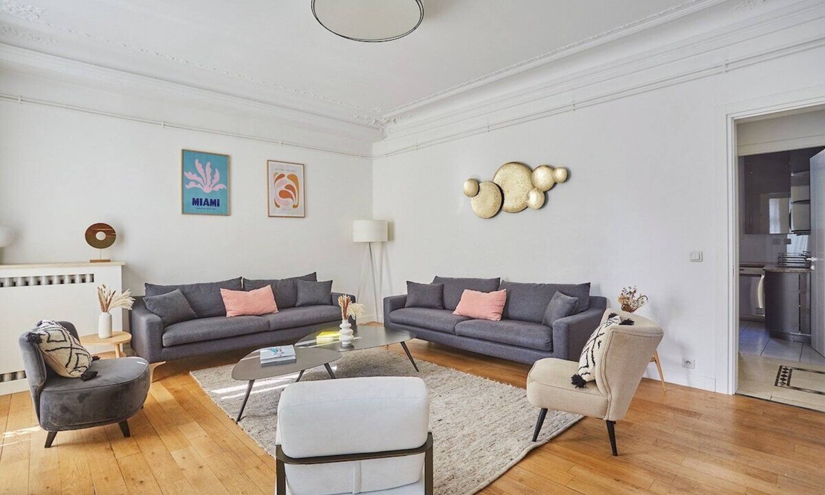 Saint-Vincent-de-Paul Apartment | Superb apartment Center of Paris/Montmartre