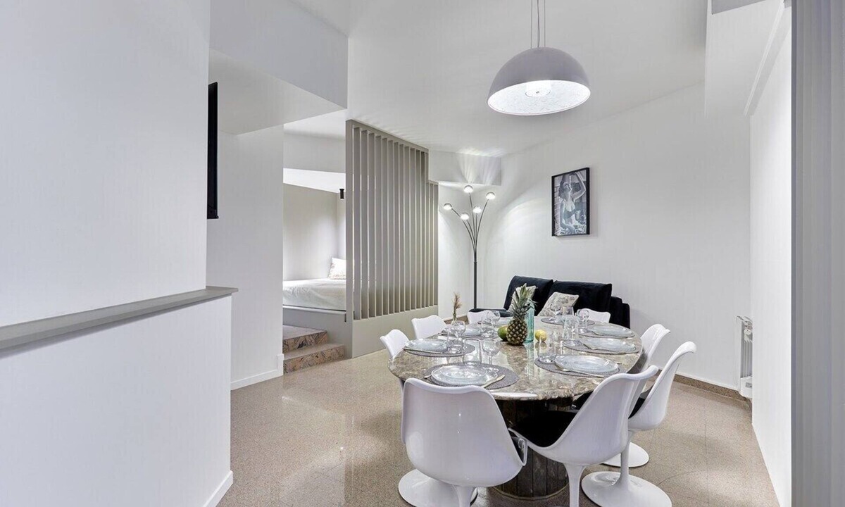 Quartier de la Roquette Apartment | Superb Parisian apartment/Père Lachaise