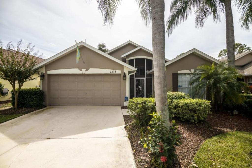 Haines City House | Susan's Southern Dunes Vacation Home