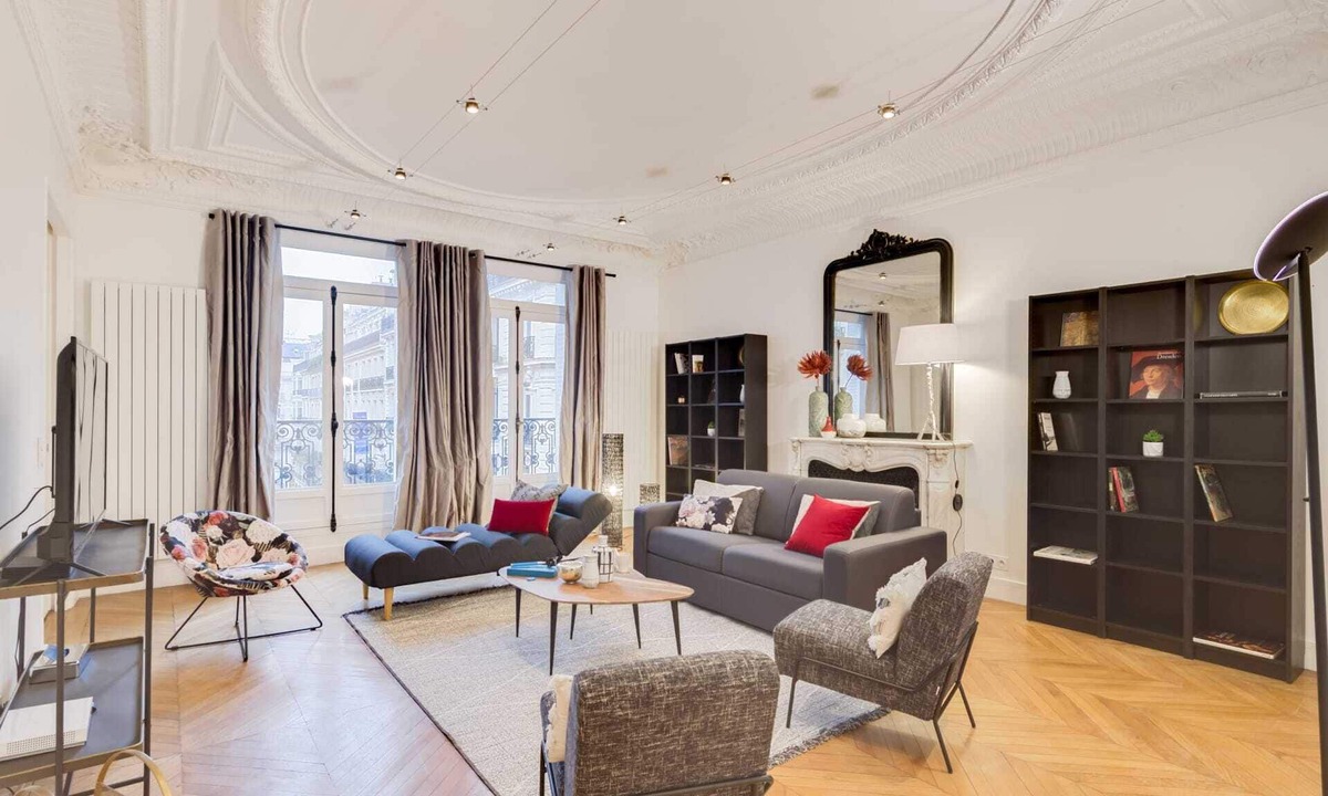 Champs-Elysees Apartment | Sweett | Boccador III
