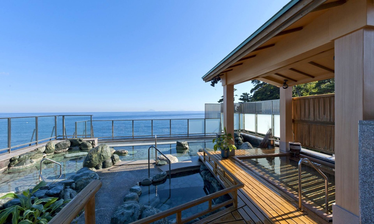 Inatori House | Taberu Oyado Hamanoyu