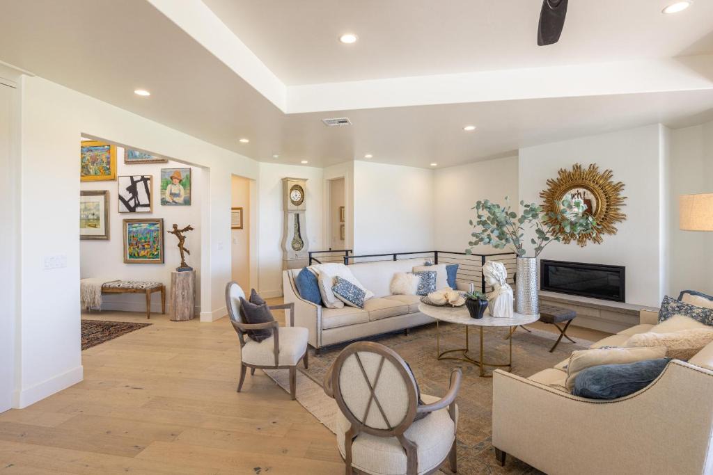 St. George House | Taking Flight