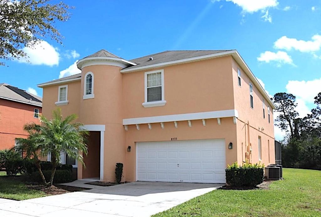 West Kissimmee House | The Beautiful Palm Oasis Villa
