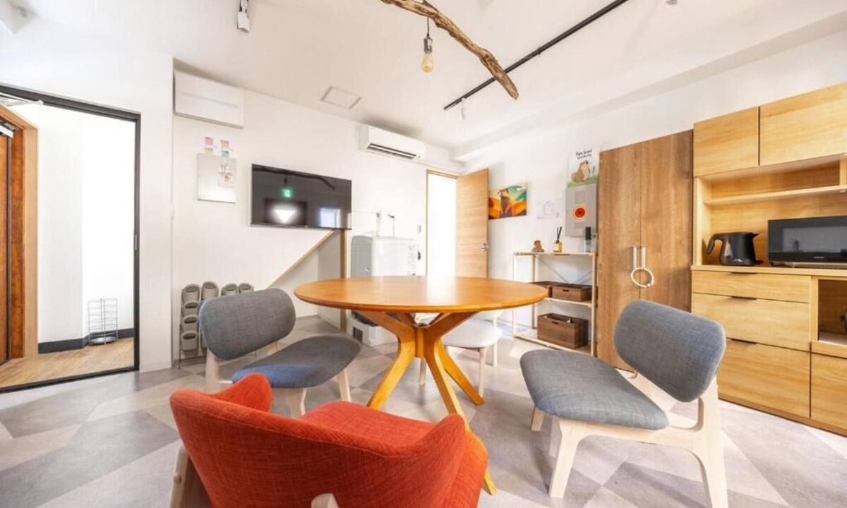 Nakano House | The best Nakano house 3-bedroom bungalow in charming Nakano City with AC