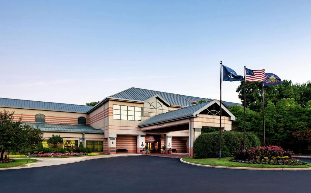 Malvern Hotel | The Desmond Hotel Malvern, a DoubleTree by Hilton