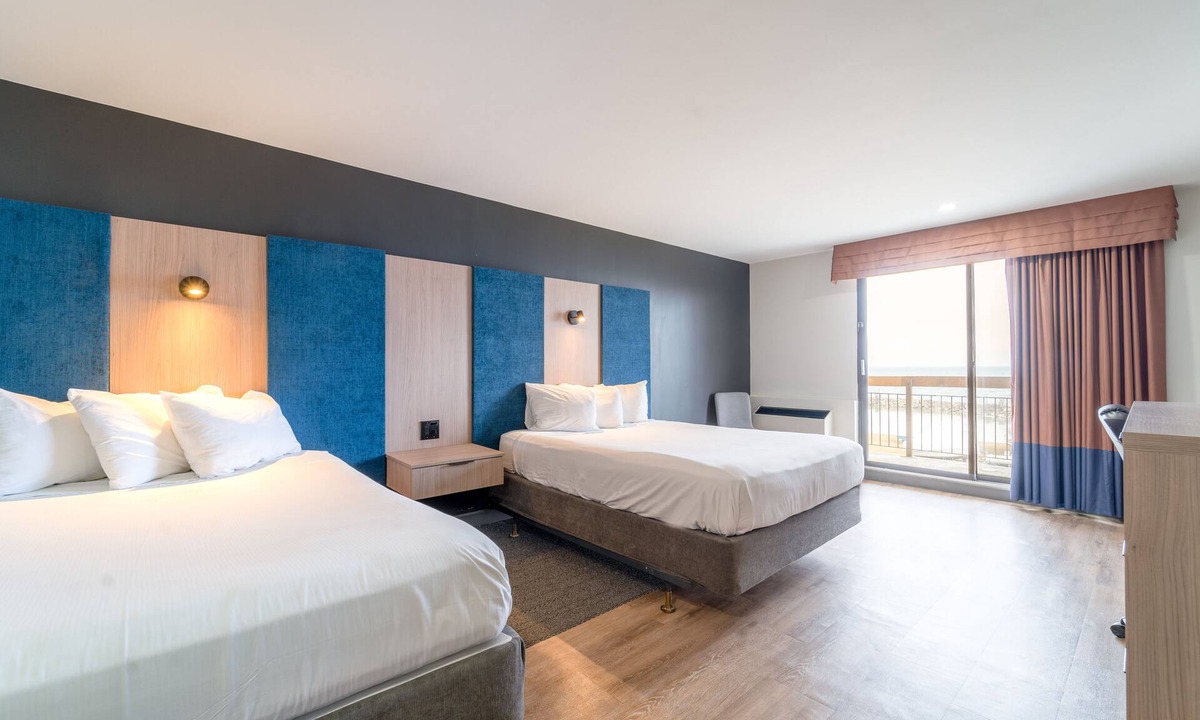 Jordan Harbour Hotel | The Jordan Ramada by Wyndham