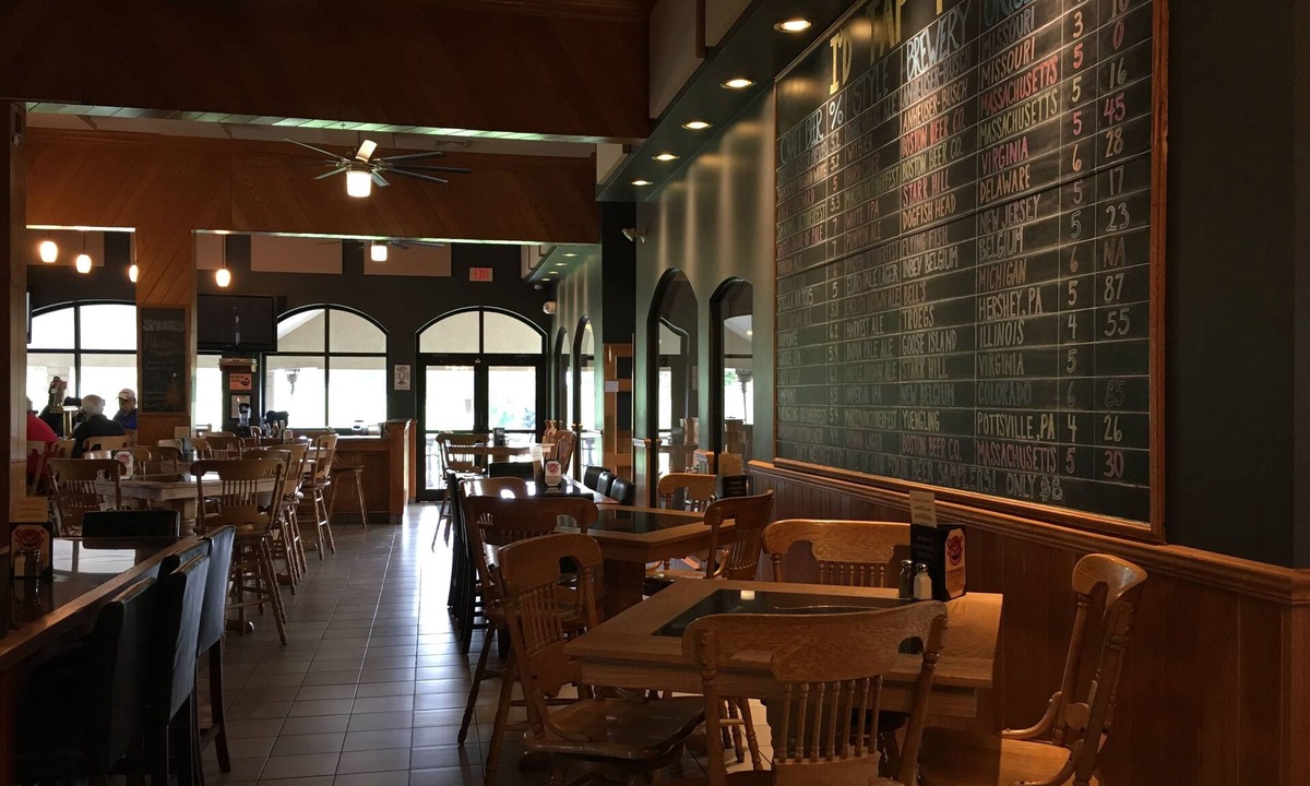 Millersburg Hotel | The Lodge at Lykens Valley