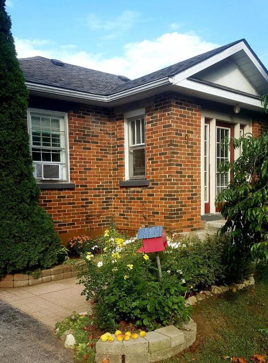 Nottawa House | The Nottawa Gem, Blue Mountain & Collingwood