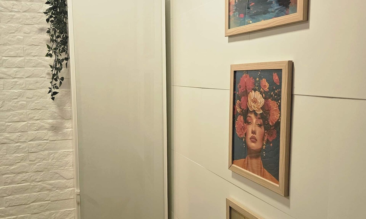 Pali Hill Apartment | The PaliHideaway- Hidden Gem in Pali Hill, Bandra