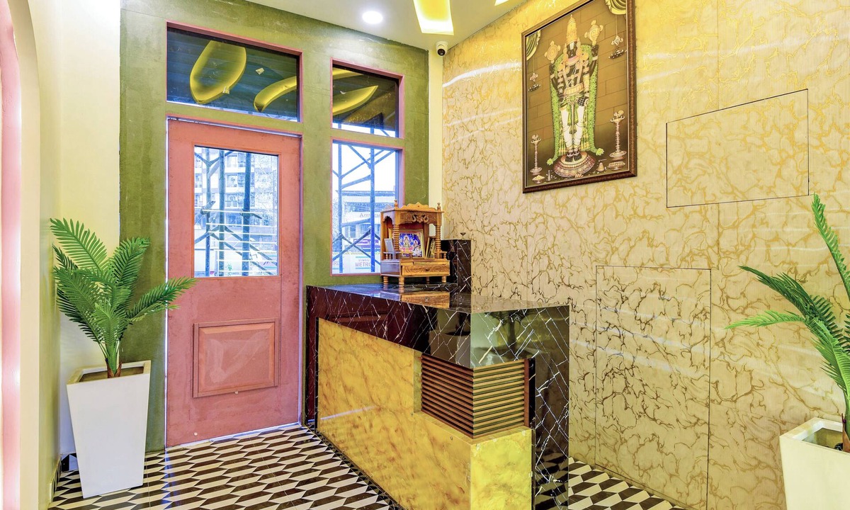 Dombivli East Hotel | THE Solitaire Residency