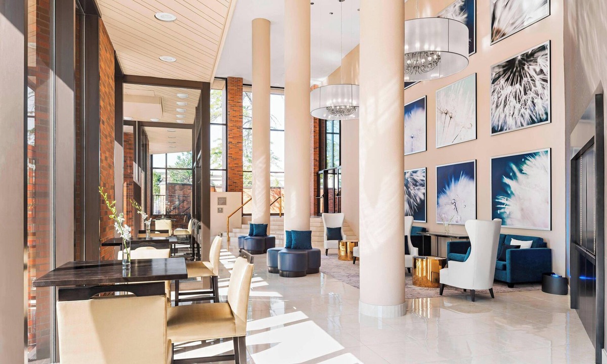 Etobicoke Hotel | The Westin Toronto Airport