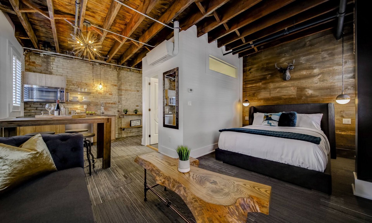 New Toronto Hotel | TheWestlake