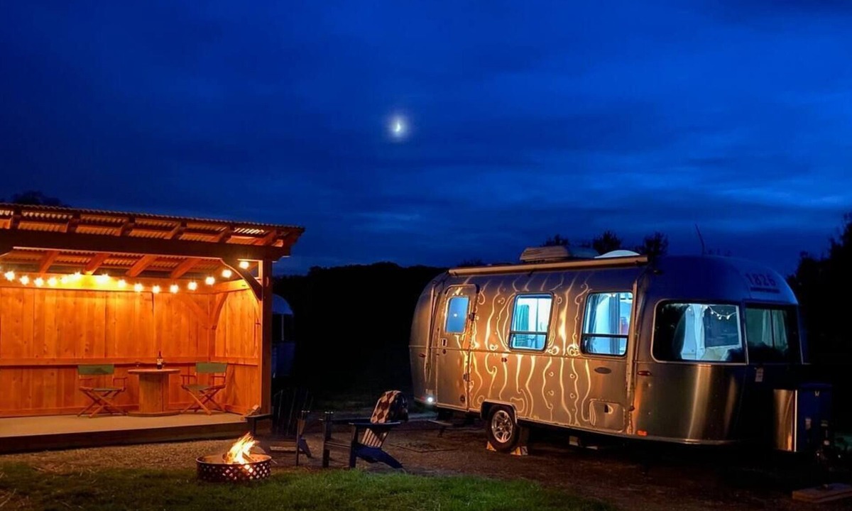 Hector House | This rv is a 1 bedroom(s), 1 bathrooms, located in Hector, NY.