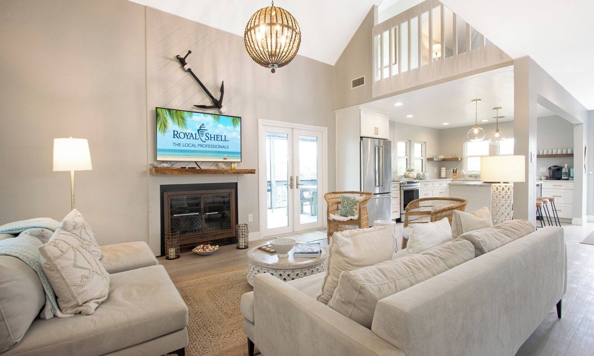 Captiva Condo | Three Bedroom, Two Story Home with Loft Located in Sunset Captiva - Sunset Captiva 31