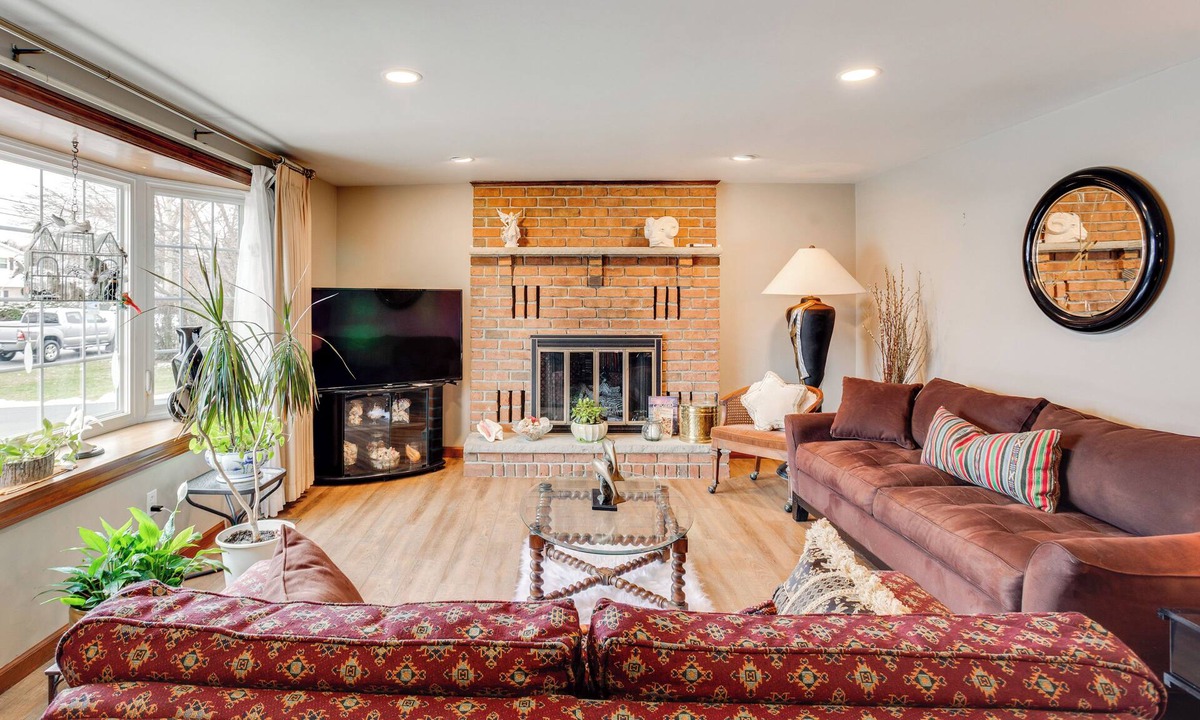 Carlisle House | 'Three Pines Family Retreat' Home in Carlisle