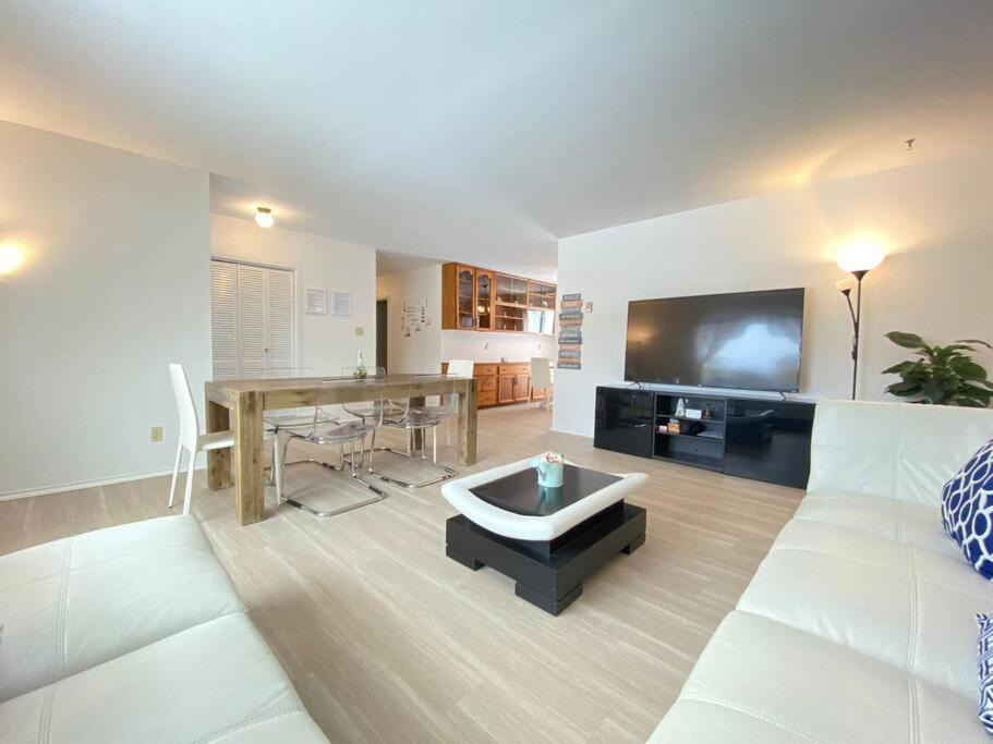 Tobermory House | Tobermory Cozy Lighthouse Cottage -locate 3min from downtown