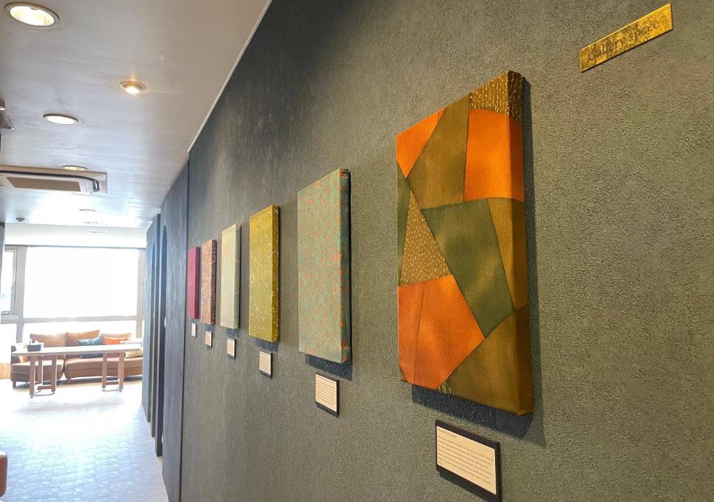 Setagaya Apartment | Tokyo Gallery Stay 駅1分で貸切 8人OKのアーティスト制作のベッド 桜を見下ろせる部屋 商店街で賑やか