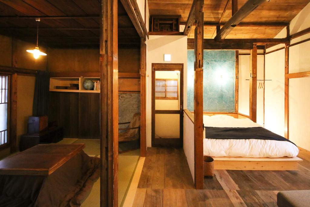 Akasaka Apartment | TOKYO LITTLE HOUSE