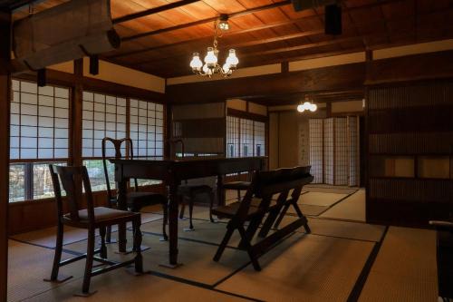 Ome House | Tokyo Sake House